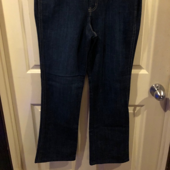 Gloria Vanderbilt Jeans - Picture 2 of 5